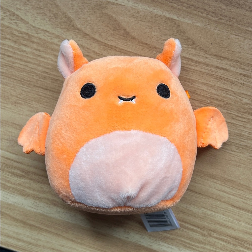4” Tangy the Bat Capsule Squishmallow